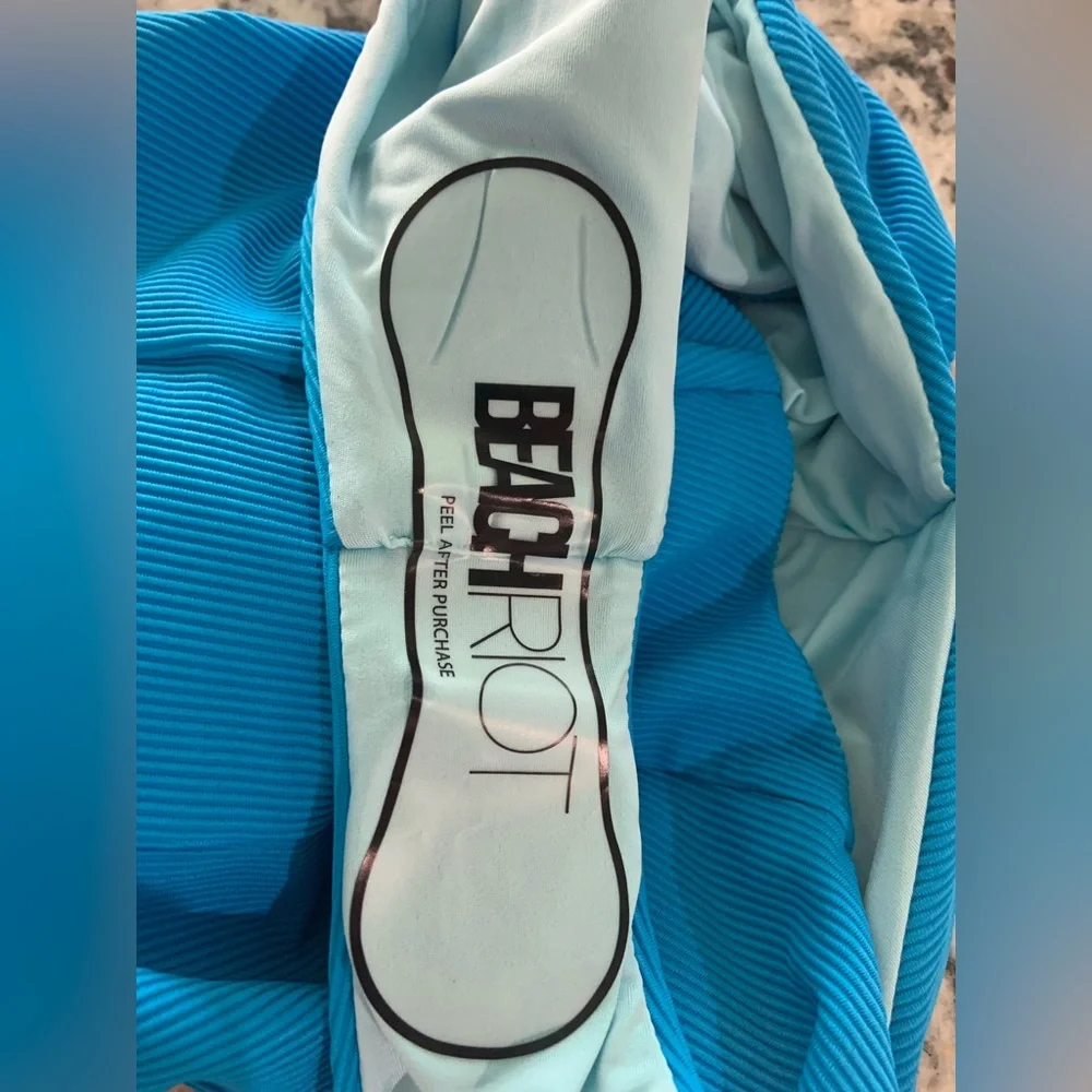 Beach Riot Women's Sydney One-Piece Swimsuit- Size M- BNWT - Picture 8 of 8